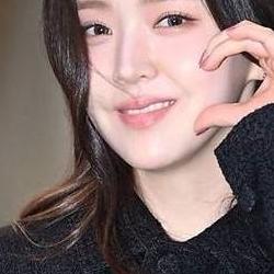 김지은 배우, 김희애 딸 된다는데 케미 폭발할까?