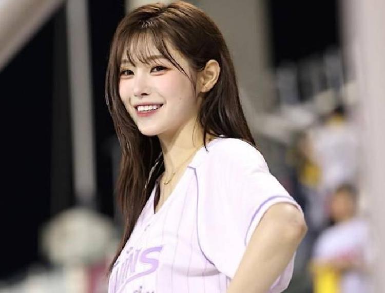 김시은 치어리더