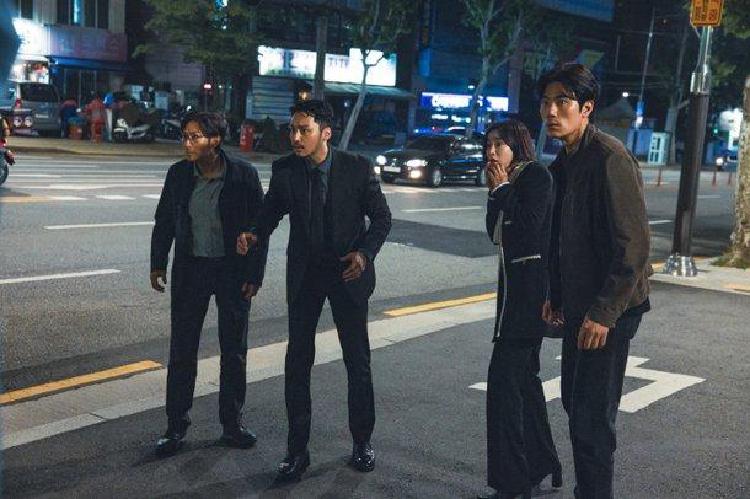 영화 중간계 등장인물 2편 반전? 속편 절대 안 나온 진짜 이유