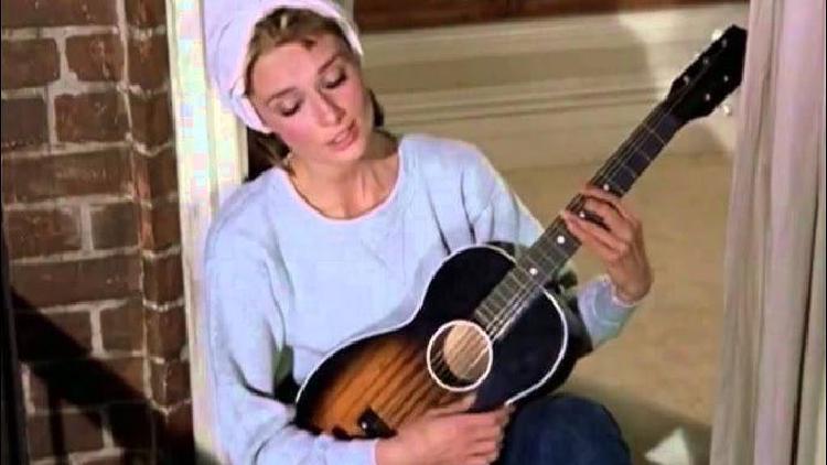 영화 티파니에서 아침을 ost 오드리 헵번이 실제로 불렀을까 놀라운 진실