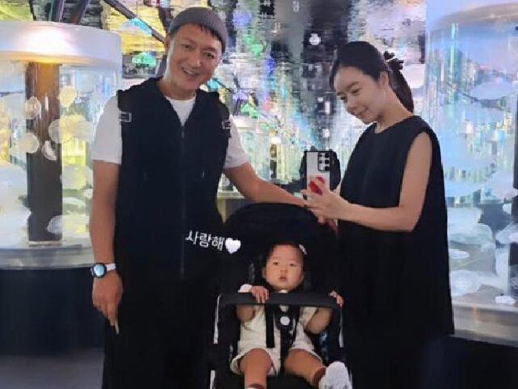 박동빈 영면, 아내 이상이·딸 남겨
