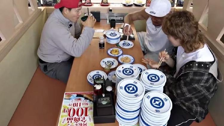 상남자의 여행법 회전초밥