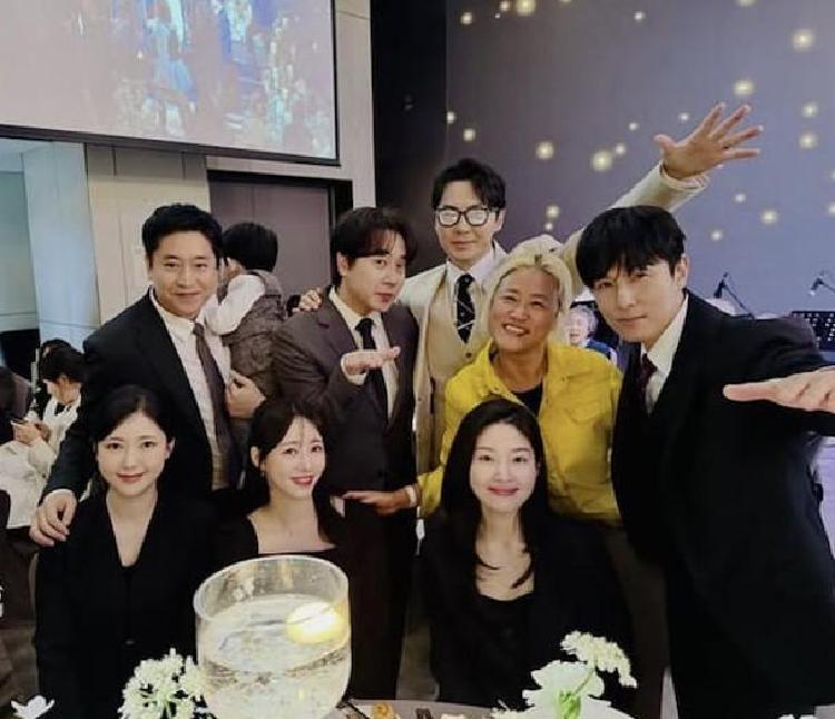 신화 이민우 이아미 결혼식 참석, 신혜성 불참 충격 이유?